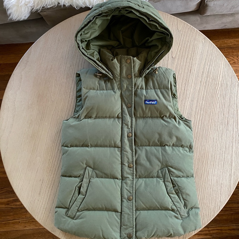 Penfield down puffer hooded vest